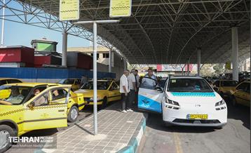 آغاز به کار تاکسی‌های برقی شاسی بلند در تهران 25