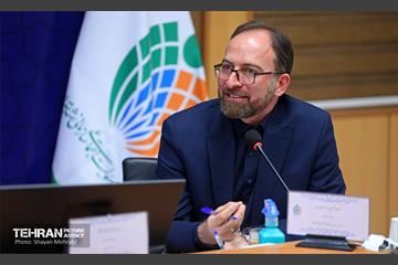 دومین جلسه ستاد راهبردی مسئولیت‌پذیری اجتماعی سازمان‌ها و شرکت‌های اقتصادی شهر تهران 10
