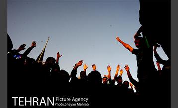 اجرای تعزیه در میدان امام حسین(ع)