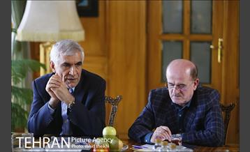 نشست فراکسیون مدیریت شهری مجلس با شهردار تهران 10