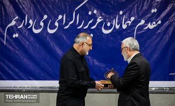 دیدار شهردار تهران با تولیت آستان علوی