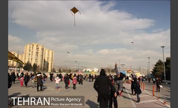 جشنواره بادبادک به میزبانی منطقه 4 5