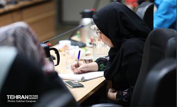 نشست خبری مدیرکل محیط زیست و توسعه پایدار شهرداری تهران 2