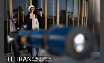 استهلال هلال ماه شوال از فراز برج میلاد تهران 3