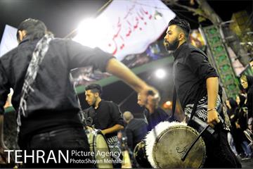 عزاداری شب تاسوعا در خیابان های تهران 1