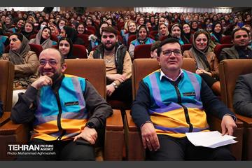 دومین گردهمایی گروه‌های دوام 13