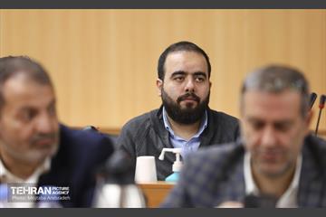 جلسه شورای معاونان، مشاوران و شهرداران مناطق 5