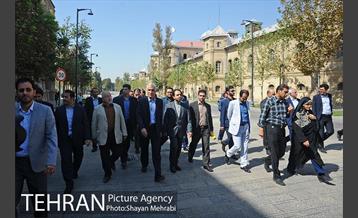 بازدید شهردار تهران از دروازه ملی و میدان مشق به مناسبت روز تهران 25