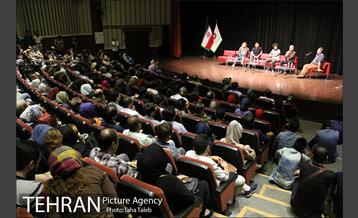 نشست نقد و بررسی فیلم ابد و یک روز فرهنگسرای ارسباران 6