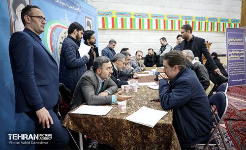 میزخدمت رئیس سازمان بازرسی شهرداری تهران در منطقه 17