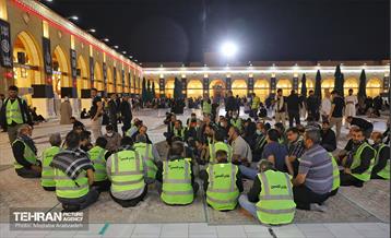 دیدار نماینده شهردار تهران با تولیت های مسجد کوفه و مزار میثم تمار 13