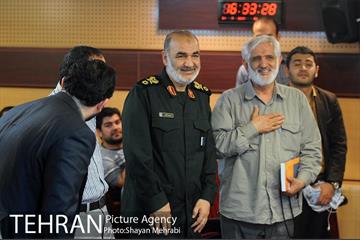 رونمایی از کتاب "پلاک های شهر" 16