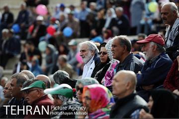 ششمین همایش پیاده روی خانوادگی بازنشستگان شهرداری تهران با حضور شهردار تهران 45