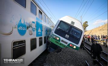 برخورد دو رام قطار در ایستگاه چیتگر مترو تهران 2