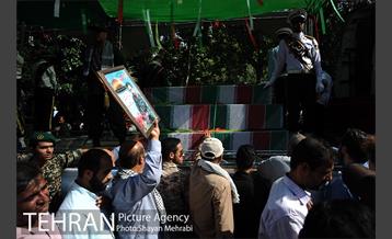 مراسم تشییع پیکرهای مطهر ۱۵۰ شهید تازه‌ تفحص‌ شده دفاع مقدس 4