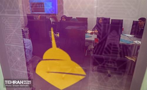 دوره گرافیک تبلیغاتی مدرسه کندو 1