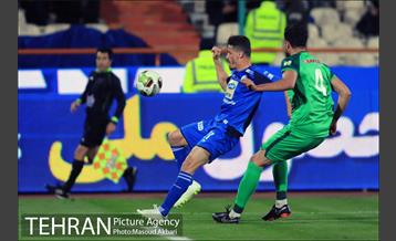 دیدار تیم‌های فوتبال ذوب آهن - استقلال تهران 4
