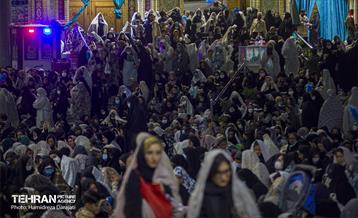 مراسم احیا شب بیست و یکم ماه مبارک رمضان در امام زاده صالح(ع) 7