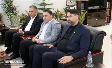 بازدید مدیران اداره کل سرمایه انسانی از شهرداری منطقه ۱۲ 34