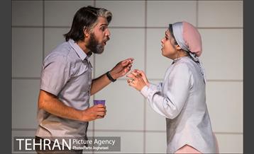 نمایش فقط چهل روزه بودم 7