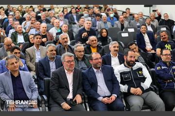 جشن افتخار و خدمت در شرکت بهره‌برداری مترو 16