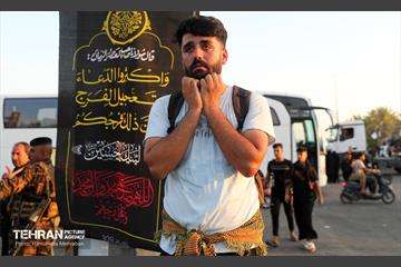 زائران حسینی؛ عمود سلام 15