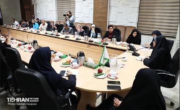 نشست خبری مدیرکل محیط زیست و توسعه پایدار شهرداری تهران 7