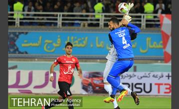 دیدار تیم های پدیده خراسان و استقلال  تهران 7