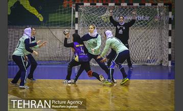 نخستین روز مرحله دوم لیگ هندبال زنان 22