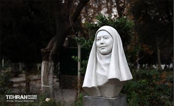 رونمایی از سردیس شهدای دانشجو 16