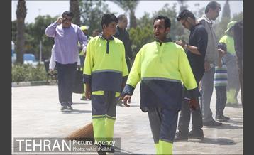 خدمات شهرداری تهران به مناسبت رحلت امام خمینی در مرقد امام خمینی (ره) 27