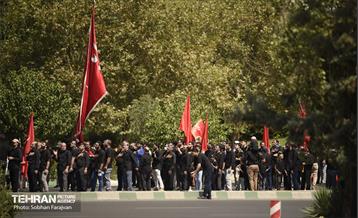 دسته عزاداری دانشگاه امام صادق(ع) در ظهر تاسوعا 22