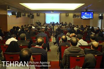 پنل اینترنت اشیا با حضور مهندس فرجود در هفتمین همایش سالانه بانکداری الکترونیک و نظام های پرداخت 27