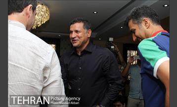 خداحافظی جواد نکونام از فوتبال 10