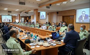 نشست شهردار تهران با فرمانده نیروی انتظامی تهران بزرگ 13