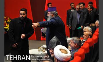 نشست شهردار تهران با رهبران ادیان توحیدی و جمعی از چهره های برجسته اقلیت دینی‎ 13