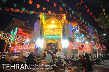 خیابان های تهران در شب میلاد امام زمان (عج) 2