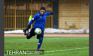 دیدار دو تیم فوتبال البرز و شهرداری بم 18