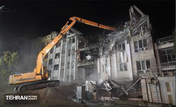 بازسازی واحدهای آسیب‌دیده در منطقه 8 22