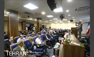 بازدید شهردار تهران از موسسه مطبوعاتی همشهری  26