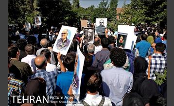 وداع باشکوه مردم با عباس کیارستمی 12