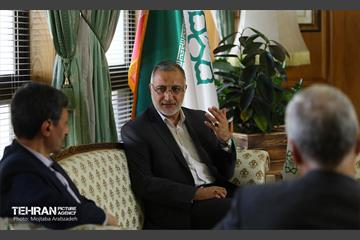 دیدار رئیس بنیاد مستضعفان با شهردار تهران