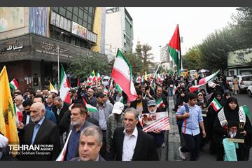 راهپیمایی ۱۳ آبان 31