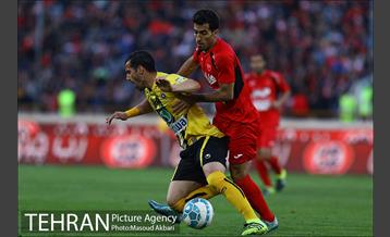 دیدار تیم های فوتبال پرسپولیس و سپاهان