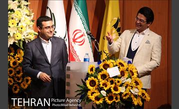 شانزدهمین جشن سالانه انجمن منتقدان و نویسندگان خانه تئاتر‎ 6