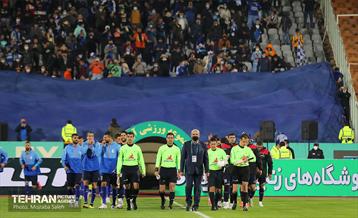 دیدار تیم‌های فوتبال استقلال و نساجی مازندران 2