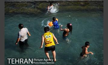 تابستان گرم  در چشمه علی 17