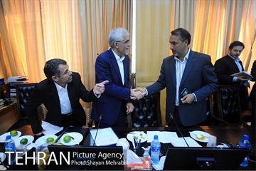 حضور شهردار تهران در کمیسیون عمران مجلس شورای اسلامی 36