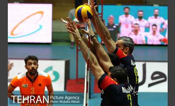 دیدار تیم های والیبال سایپا تهران و خاتم اردکان