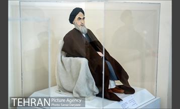 مجسمه مینیاتورهای جهانگیرارجمند در باغ موزه نگارستان 39